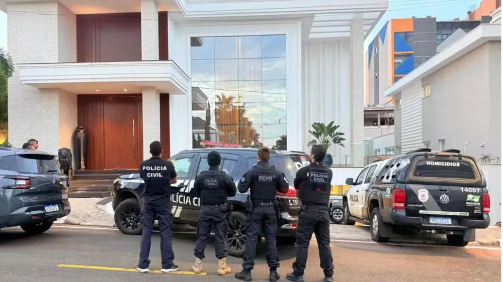 Suspeitos de fabricar e distribuir anabolizantes são alvos da polícia do DF — Foto: PCDF/Reprodução