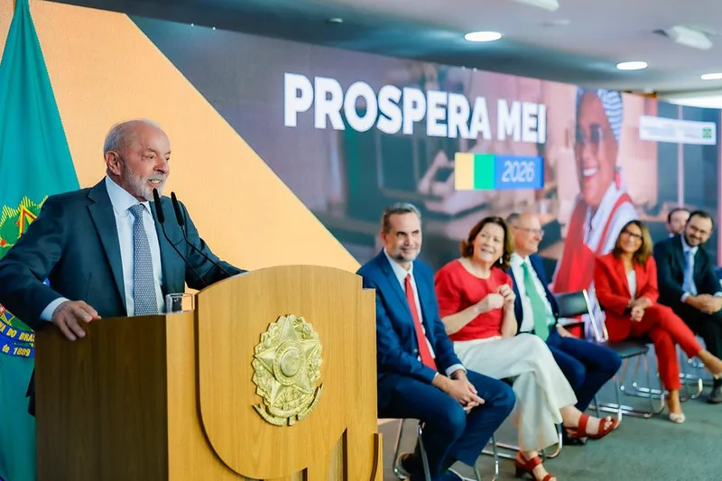 A 12 dias do segundo turno, Lula envia projeto para perdoar dívidas de MEIs